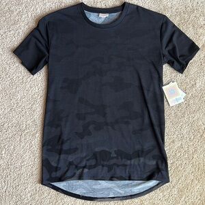 Lularoe Hudson tee shirt short sleeve top camo ombre black grey size small